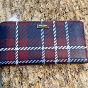 Kate Spade NWOT red wht blue plaid wallet 6 compartments zip up so much room!